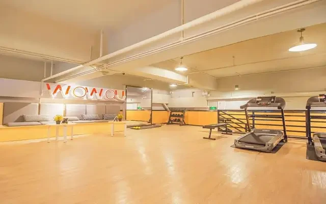 窝趣深圳龙华上芬地铁站轻社区 2