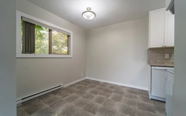 Hillsview Apartments 4