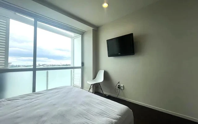 10 Waterloo Quadrant 3