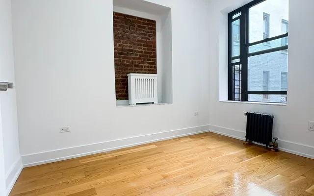 3820 Broadway 0