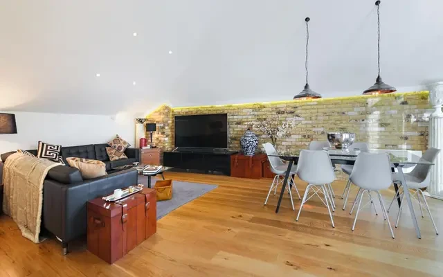 The Grainstore, 4 Western Gateway, London, E16 1BA 3