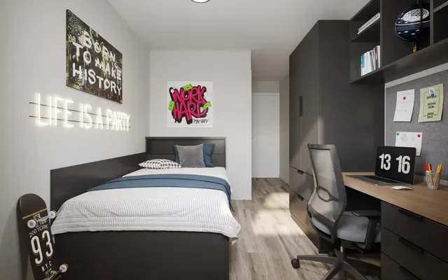 Meadowside Court 1