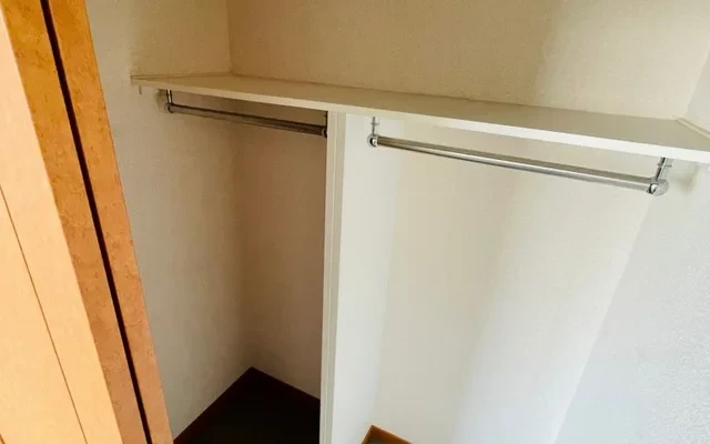 レオパレスジャスミン 1