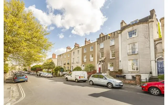 17-31 Gordon Road, Bristol, Avon, England, BS8 1 0
