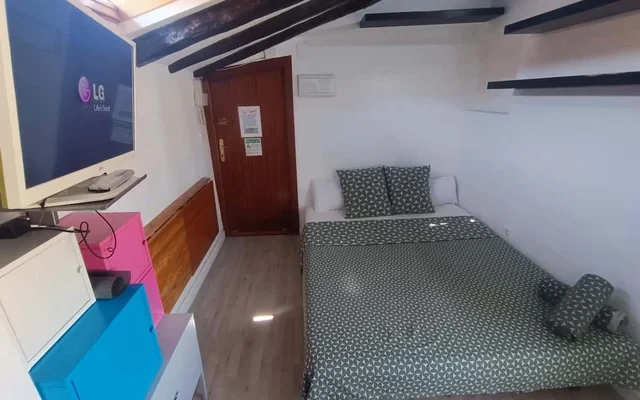 Apartamento en Calle del Olivar, Madrid 3
