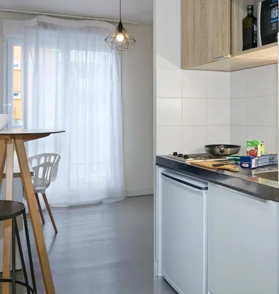 Rue Louis Jacques Deroux