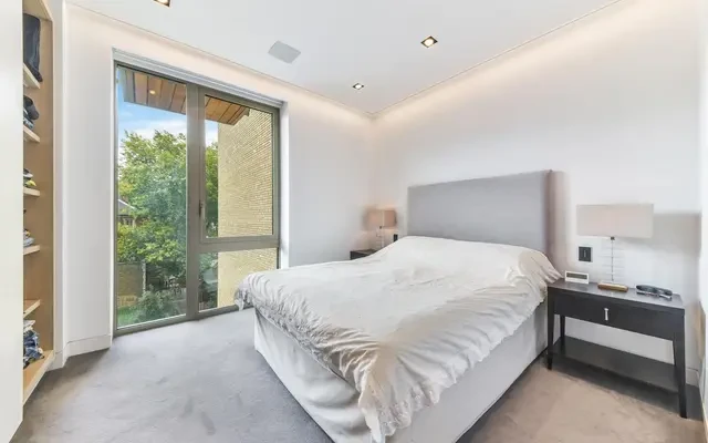 Duchess Walk, One Tower Bridge, London, SE1 2RY 2