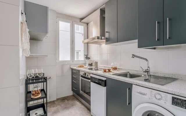 Zarif - 2 bedrooms in Malasana-Universidad 4