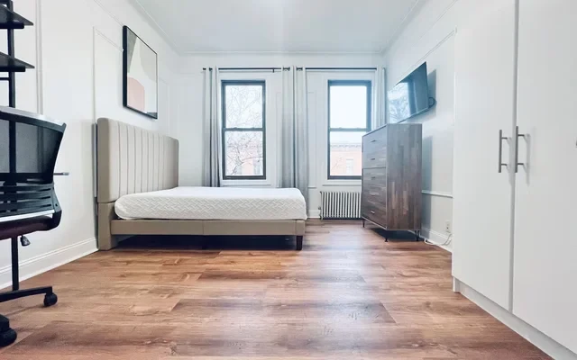 31-16 36th Avenue, Astoria 3