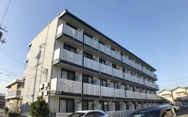 レオパレスヴィラ高須 0