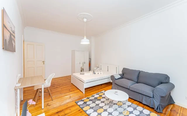 Studio Apartment 1