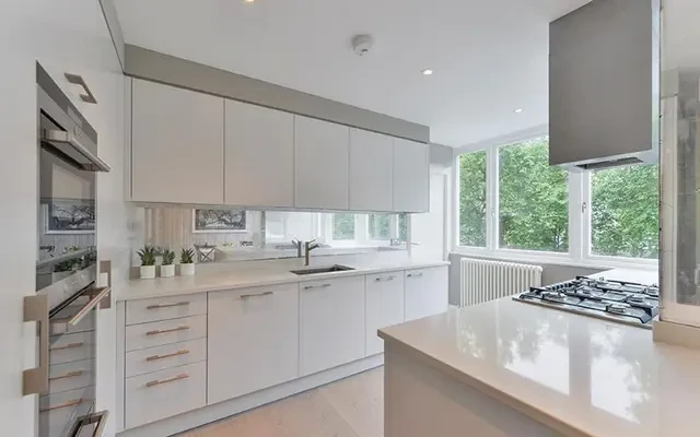 Raynham, Norfolk Crescent, Hyde Park, London, W2 2PQ 3