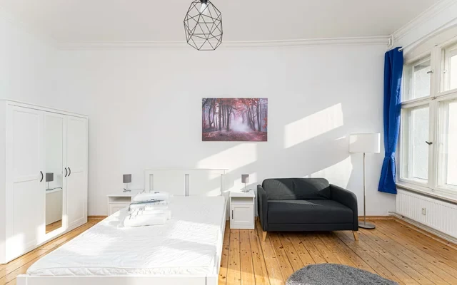 Studio Apartment 2