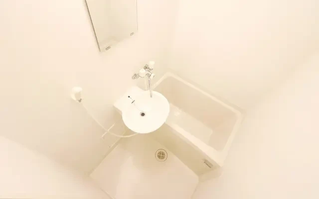 レオパレス石塚 3