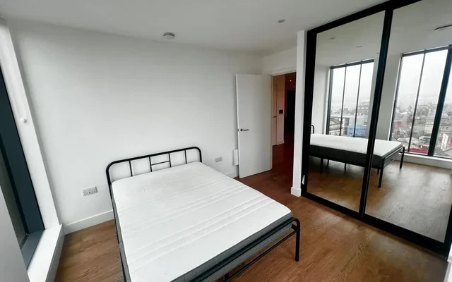 903 Hadrian Tower 2