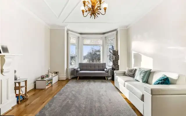 Clapham Common North Side 0