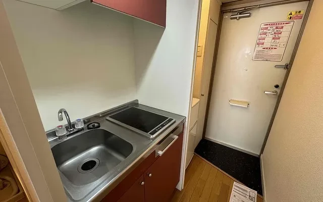 レオパレスPASTELLO - Shikokuchuo student accommodation - 101号房间(带独立厨房)