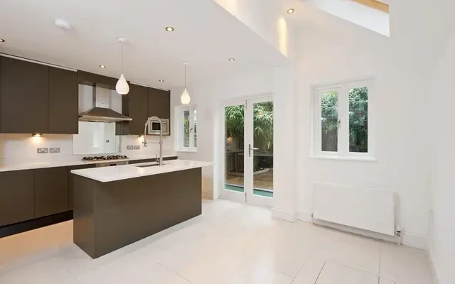 Harwood Road, Fulham, London, SW6 4QH 0