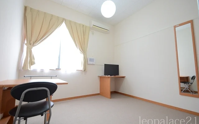 レオパレスグリーンコート - ที่พักนักศึกษาในอำเภอทาคาชิมะ จังหวัดโทคุชิมะ - 203号房间(带独立厨房)