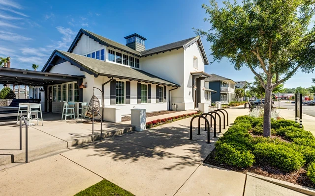Arlington Cottages & Townhomes 0