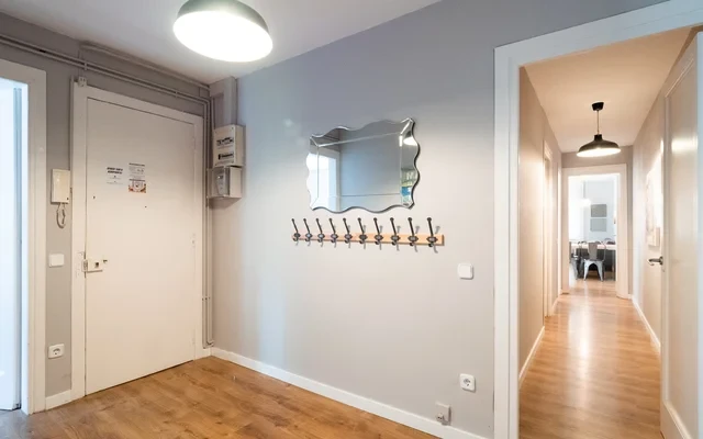 Amazing 4 bedroom flat right in Eixample, fully equippedavessera de Gracia 4