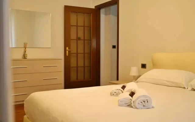 Via Venini 0