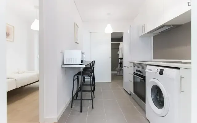 Brilliant single bedroom near Instituto Superior Técnico 4