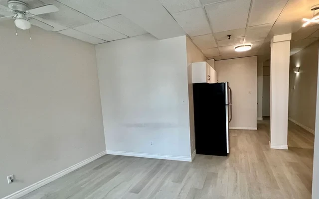 202-8 Main St 0