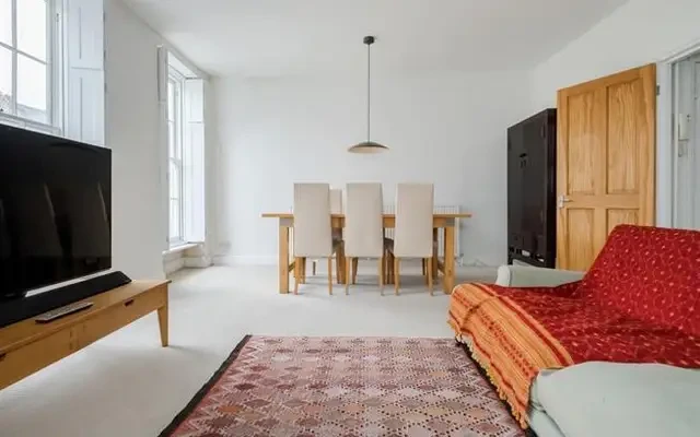 Colebrooke Row, London, N1 8AF 3