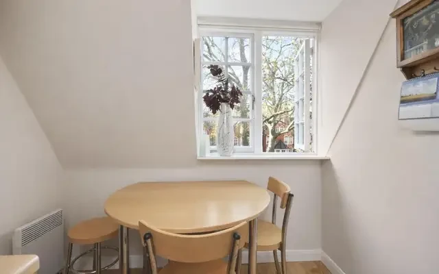 LH-Collingham Gardens 3