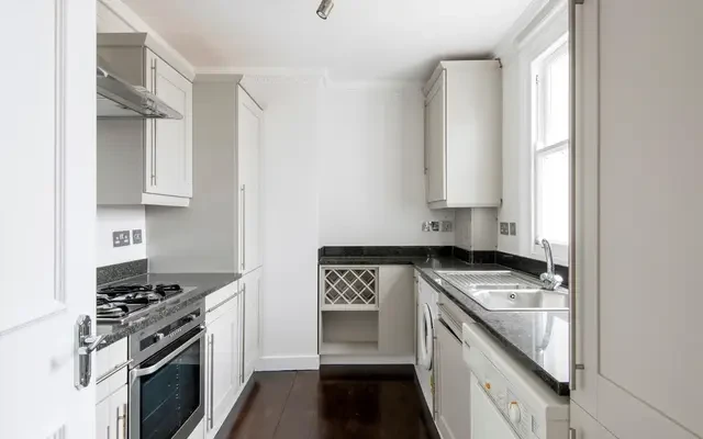 Oakley Street, Chelsea, London, SW3 5NT 1