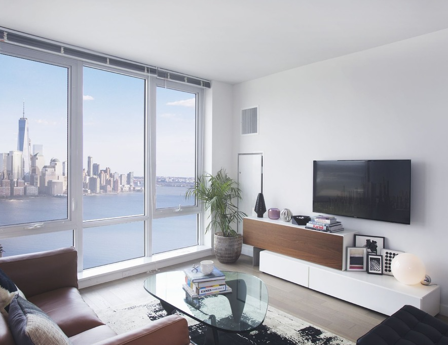 3 Beds 3 Baths