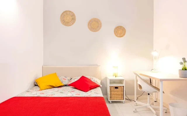 VIA ASSIETTA 9 <br> PRIVATE ROOM S1 2