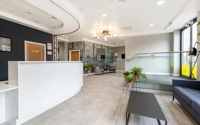 Knoll Court 2