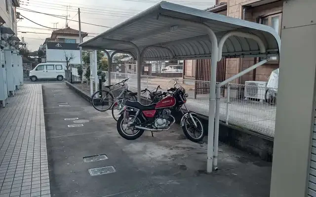 レオパレスサニーホームズ 3