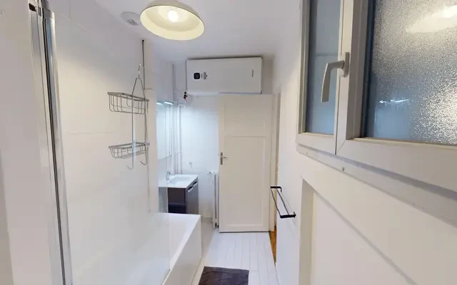 2 Square Jean Thebaud, 75015 3