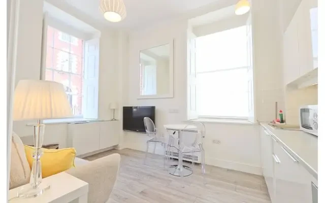 Wilson Street, BS2 9HA 0