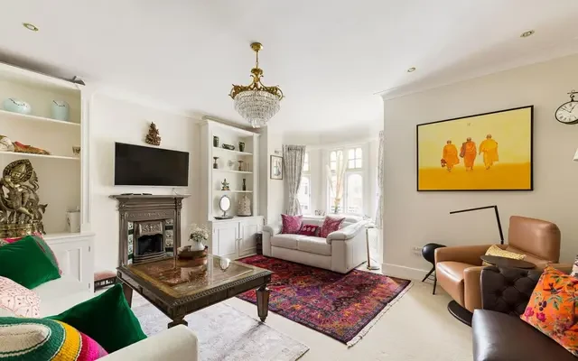 Ennismore Avenue, Chiswick, London, W4 1SF 4