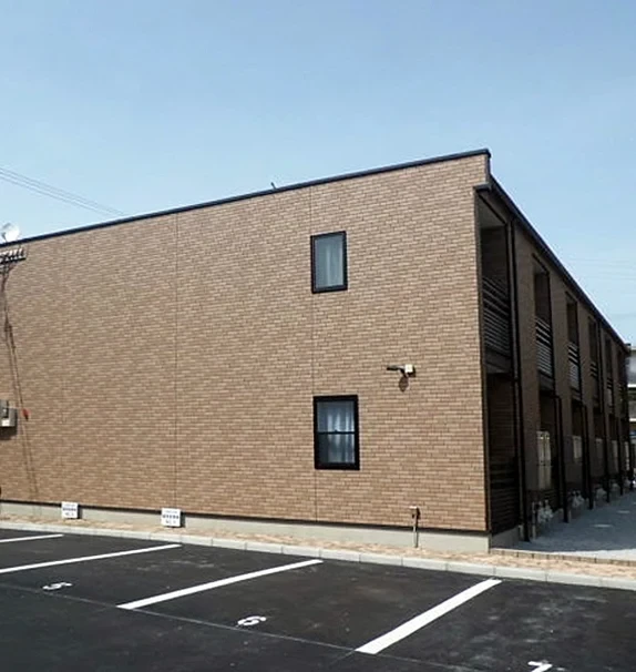 レオネクストパインルージュ立石