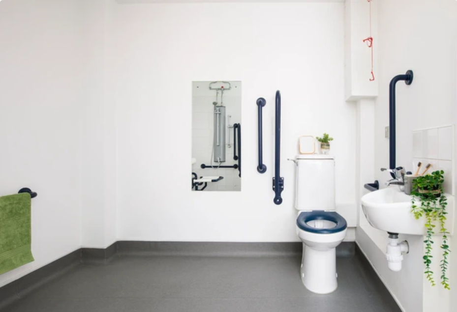 WHEELCHAIR ACCESSIBLE ENSUITE