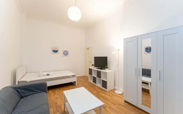 Studio Apartment 3