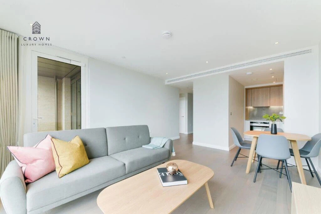 LH-Phoenix Court, 3