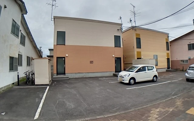 レオパレスオーキッド 3
