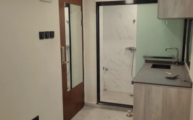 Student Apartment at No. 95 Temple Street 0