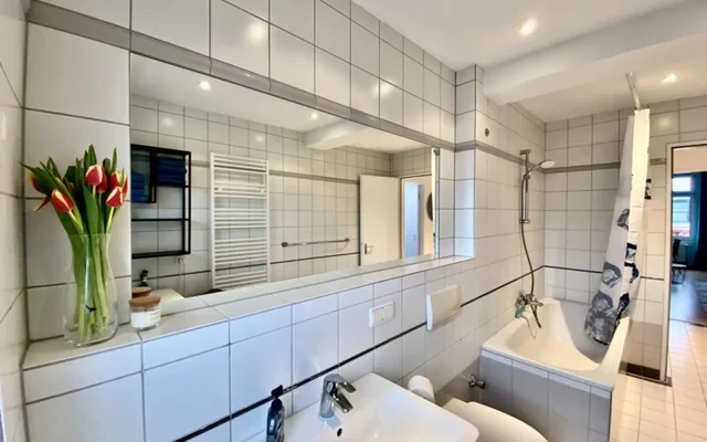 Welcoming 2-bedroom apartment in Friedrichshain - Berlin student accommodation - 2 Bed 1 Bath