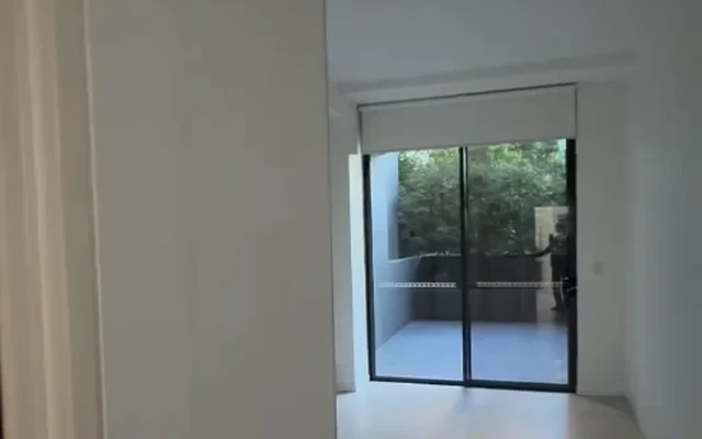 2 Willis St 1