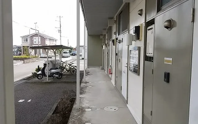 レオパレスまほろば 4