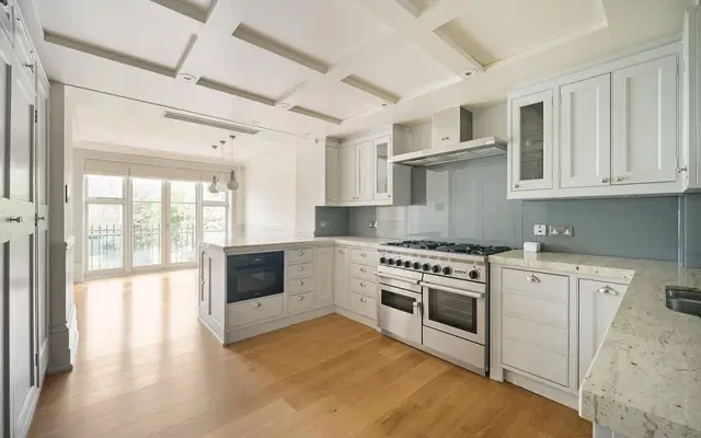 Earls Terrace, Kensington, London, W8 6LP 4