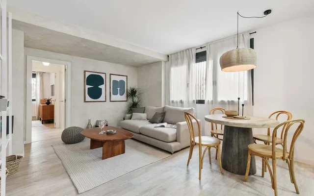 Minori - 2 bedrooms and pool in Poblenou 1