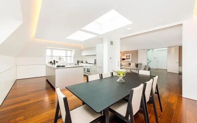 Boydell Court, St Johns Wood Park, NW8 6NH 2